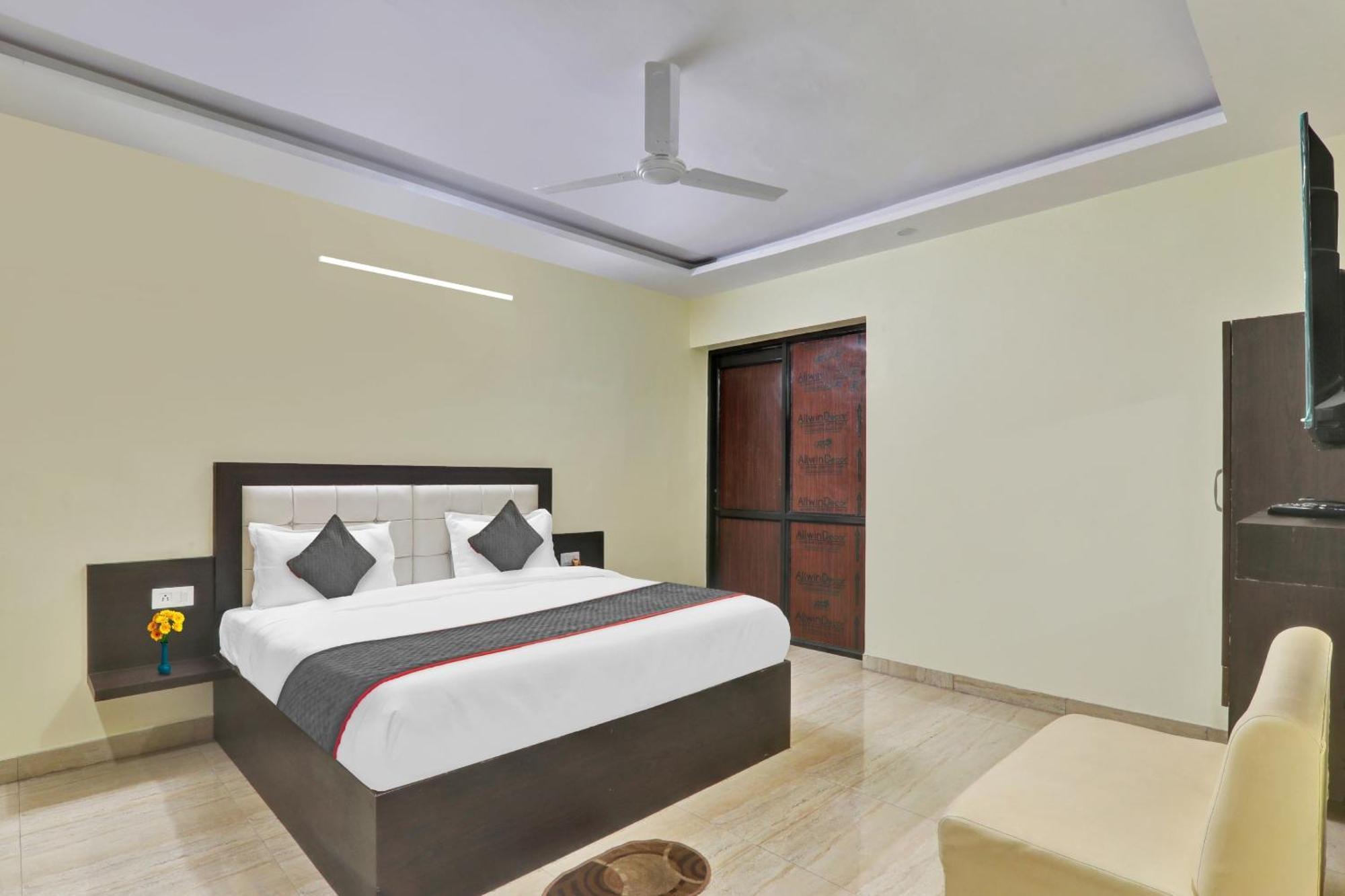 Collection O Starfield Hotel Lucknow Exterior photo