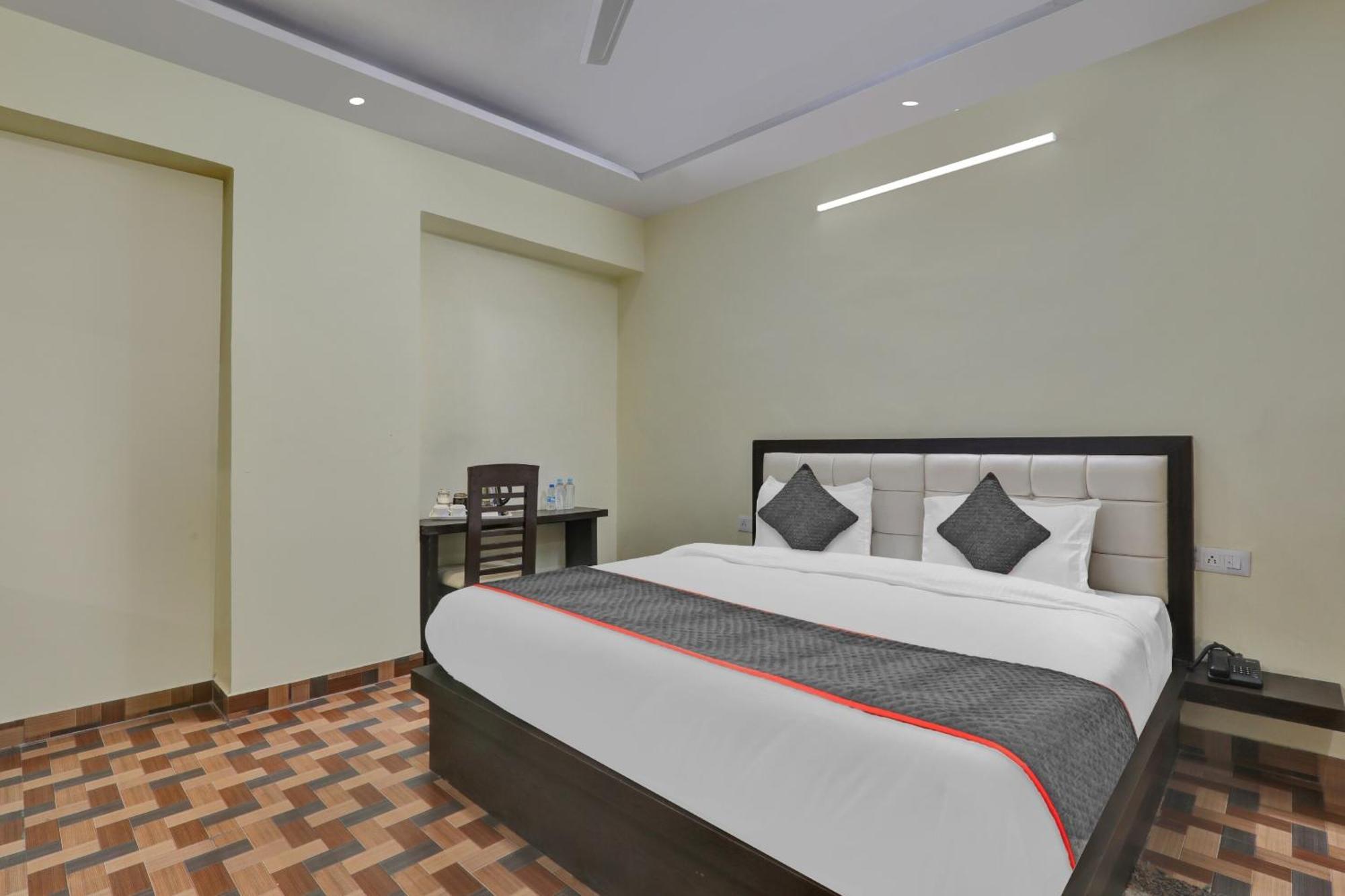 Collection O Starfield Hotel Lucknow Exterior photo