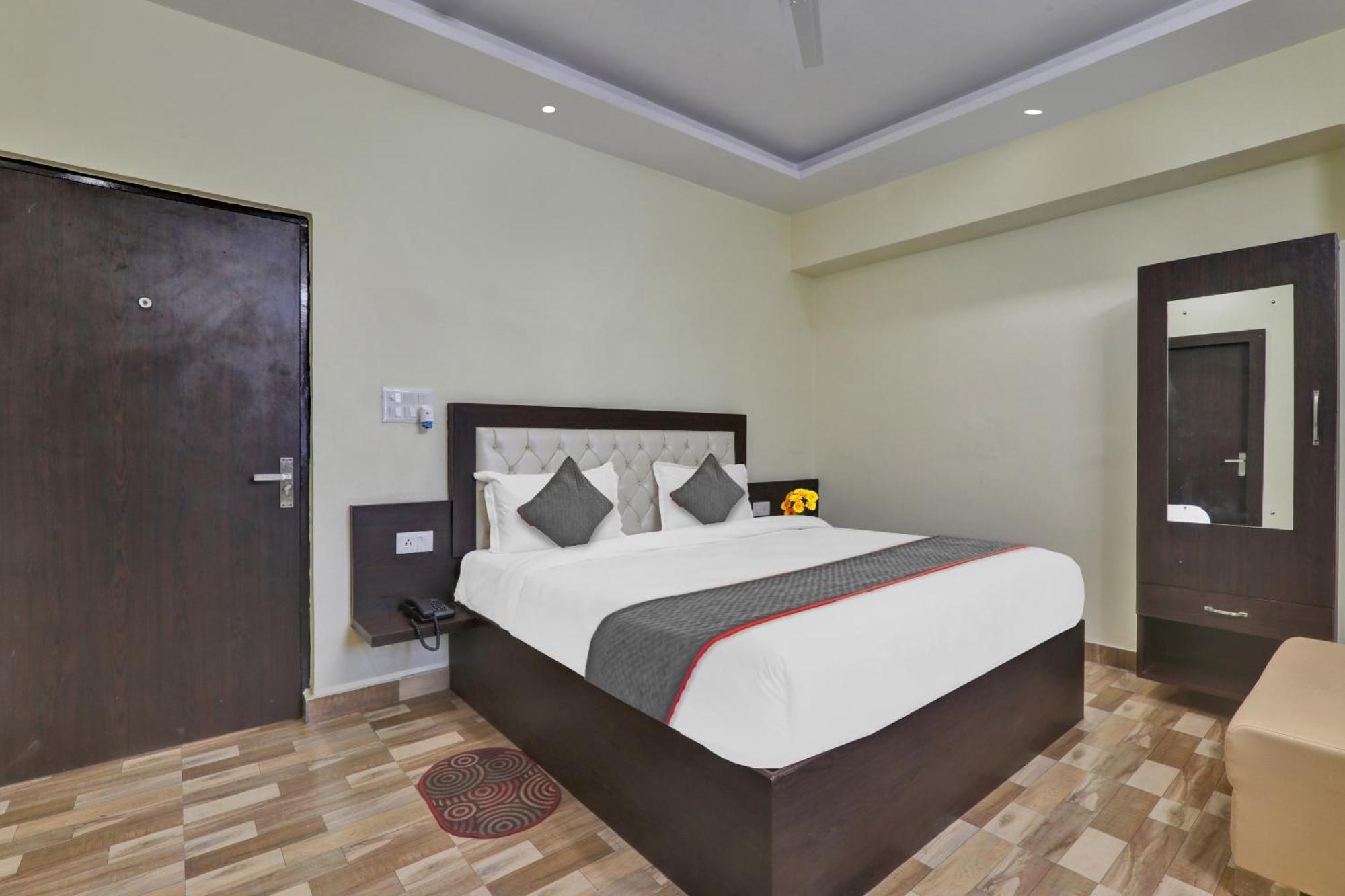 Collection O Starfield Hotel Lucknow Exterior photo